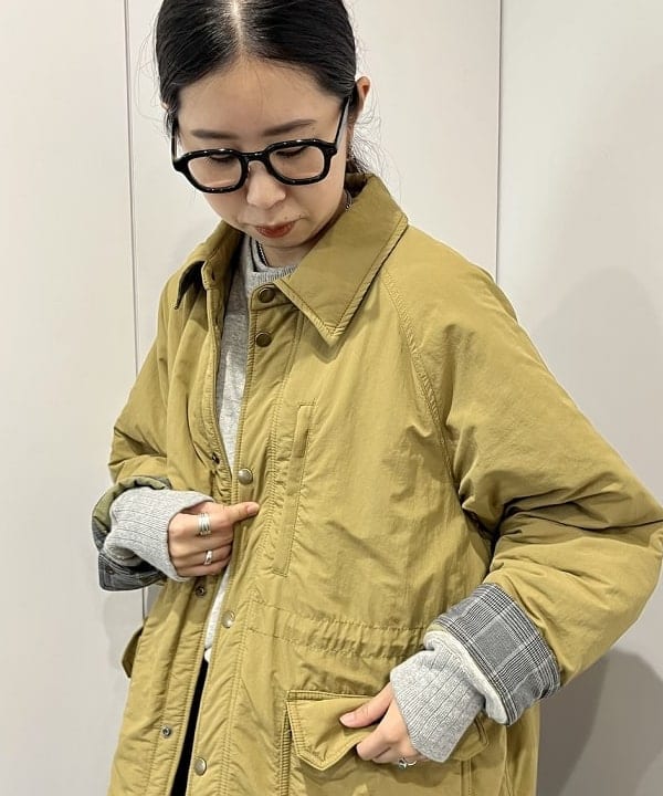 ミナミマリコさんの「BEAMS WOMEN｜ブロード リブ クルーネック スウェット」を使ったコーディネート