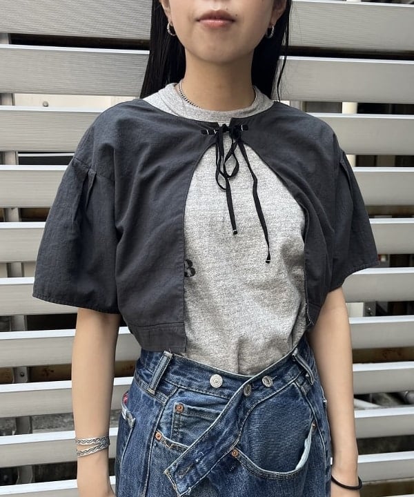 ミナミマリコさんの「BEAMS WOMEN｜WAREHOUSE & CO. / 別注 ステンシル13 Tシャツ」を使ったコーディネート