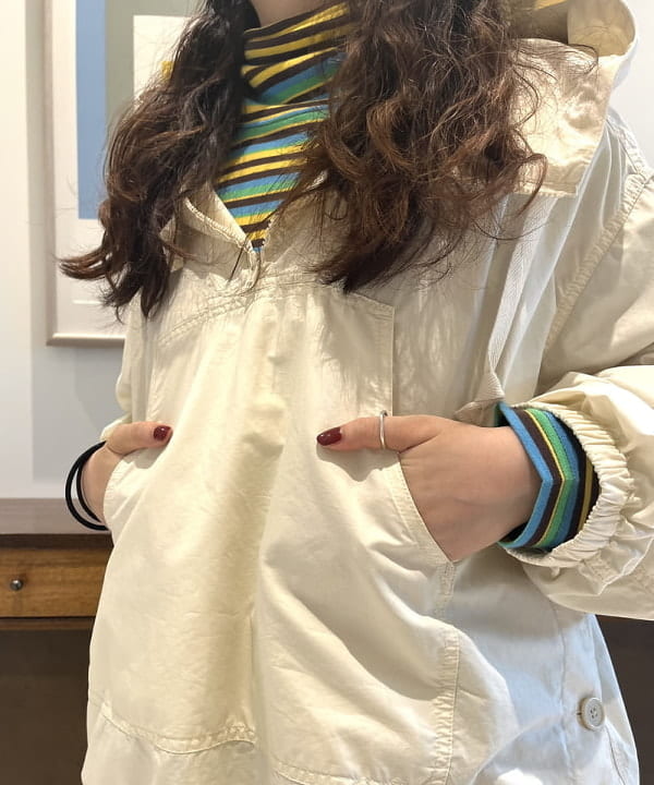 カスタニ モモノさんの「BEAMS WOMEN｜Blundstone / LOW CUT」を使ったコーディネート