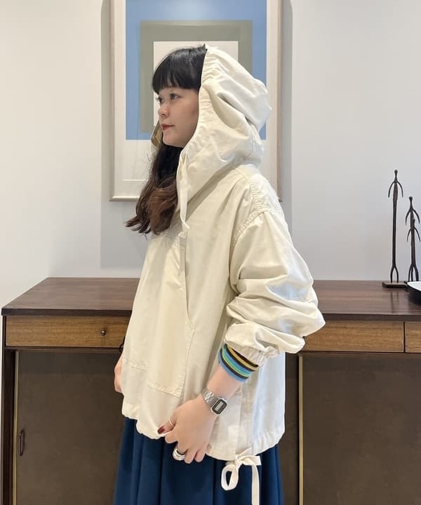 カスタニ モモノさんの「BEAMS WOMEN｜Blundstone / LOW CUT」を使ったコーディネート