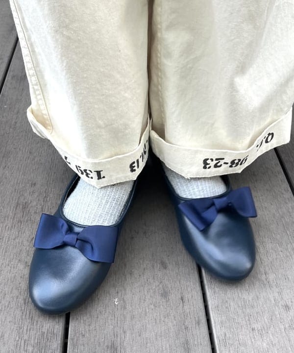 カスタニ モモノさんの「BEAMS WOMEN｜BEAMS BOY / オペラ パンプス」を使ったコーディネート
