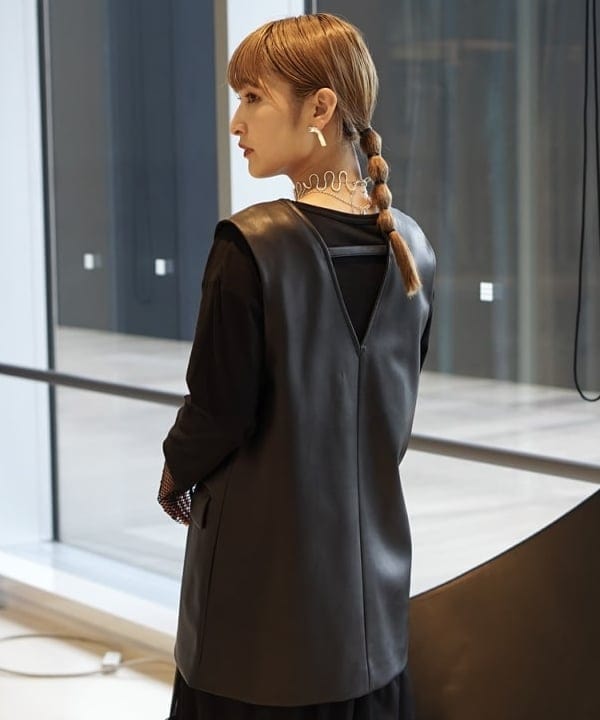 松本 佳菜子さんの「BEAMS WOMEN｜Ray BEAMS / アンクルストラップ パンプス」を使ったコーディネート