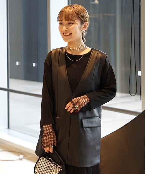 松本 佳菜子さんの「BEAMS WOMEN｜Ray BEAMS / アンクルストラップ パンプス」を使ったコーディネート