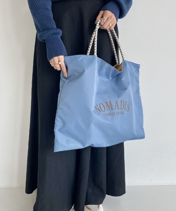SANOさんの「BEAMS WOMEN｜NOMADIS × Demi-Luxe BEAMS / 別注 SAC リバーシブル ロゴトートバッグ」を使ったコーディネート