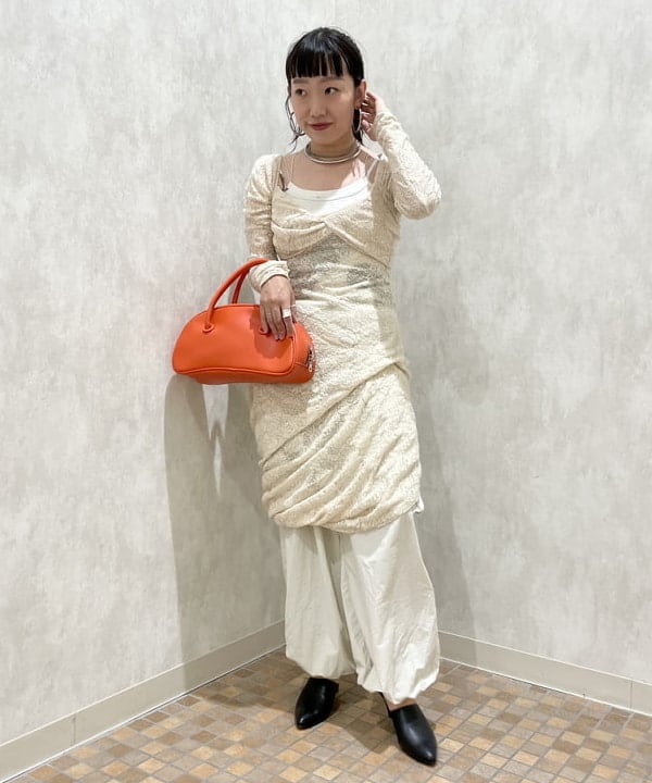 ハルキ　モモナさんの「BEAMS WOMEN｜」を使ったコーディネート