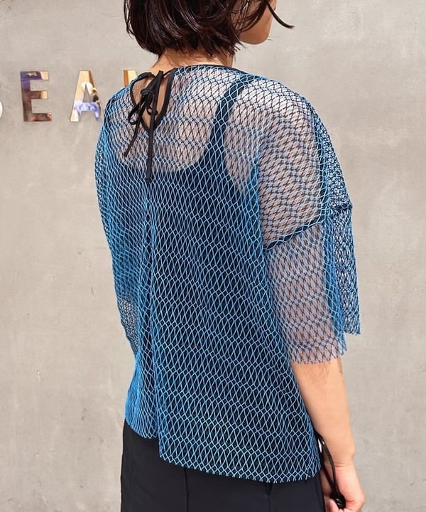 川口 恵さんの「BEAMS WOMEN｜Ray BEAMS / メタリック トング サンダル」を使ったコーディネート