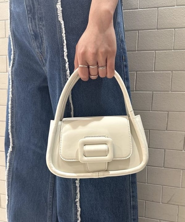 Nagumo Yukiさんの「BEAMS WOMEN｜ベルテッド バッグ」を使ったコーディネート