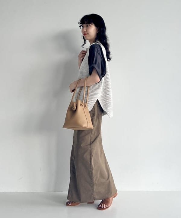 中丸　栞さんの「BEAMS WOMEN｜」を使ったコーディネート