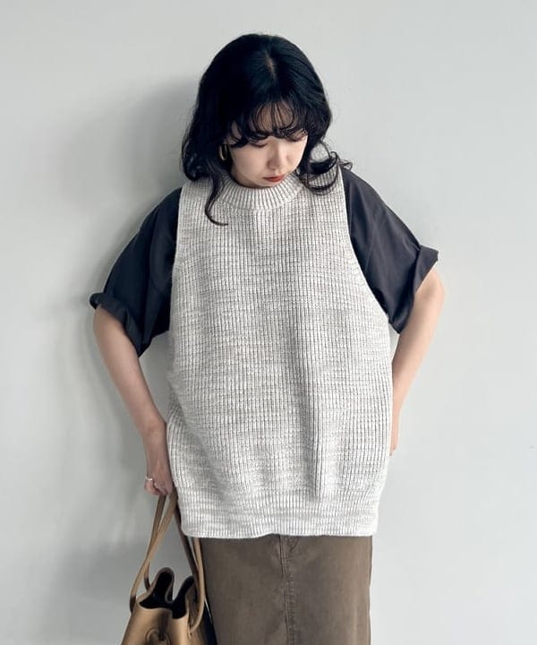 中丸　栞さんの「BEAMS WOMEN｜」を使ったコーディネート