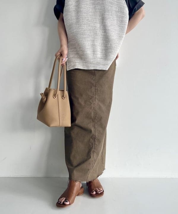 中丸　栞さんの「BEAMS WOMEN｜」を使ったコーディネート