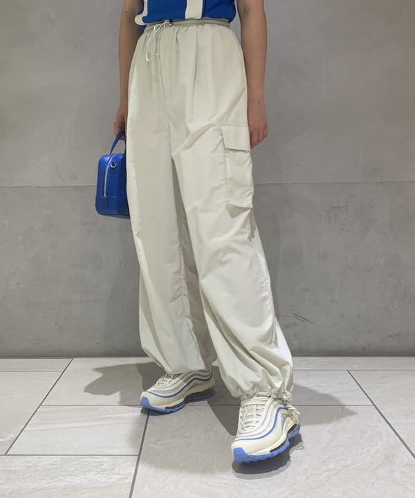 前田 優衣さんの「BEAMS WOMEN｜NOEYEDIA × Ray BEAMS / 別注 サングラス “NE-442”」を使ったコーディネート