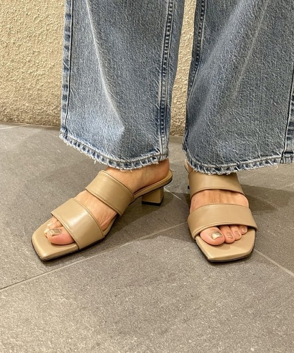 五十峯 さよさんの「BEAMS WOMEN｜upper hights / THE NIECE デニムパンツ」を使ったコーディネート