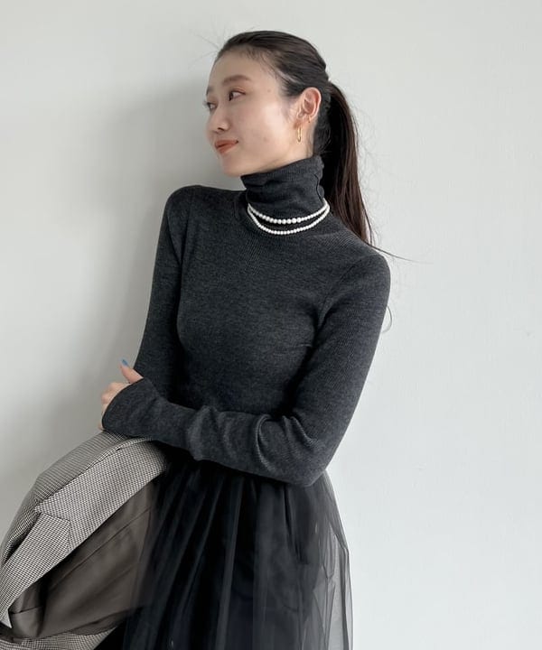 隈元 楓さんの「BEAMS WOMEN｜【別注】sita parantica / ヘルメットバッグ」を使ったコーディネート