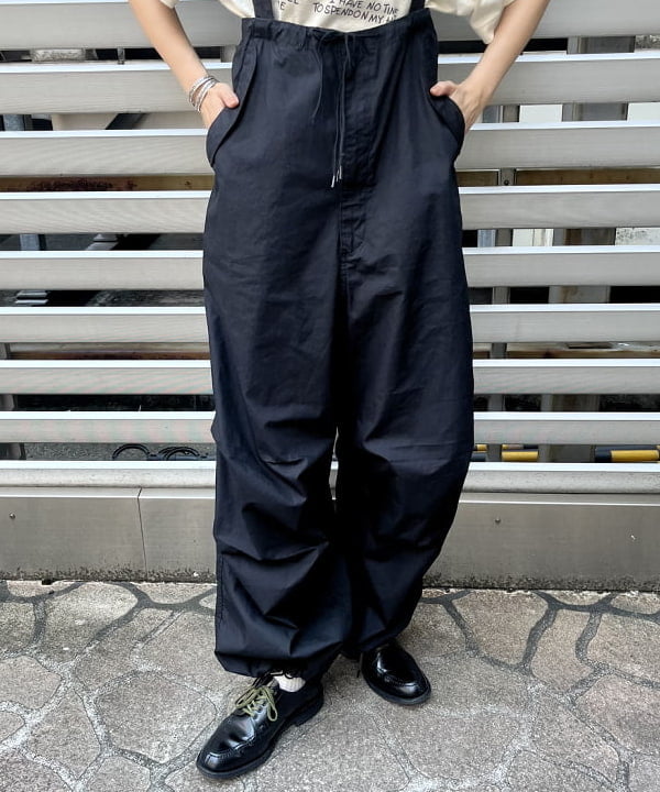 ミナミマリコさんの「BEAMS WOMEN｜BEAMS BOY / US ARMY オーバー パンツ」を使ったコーディネート