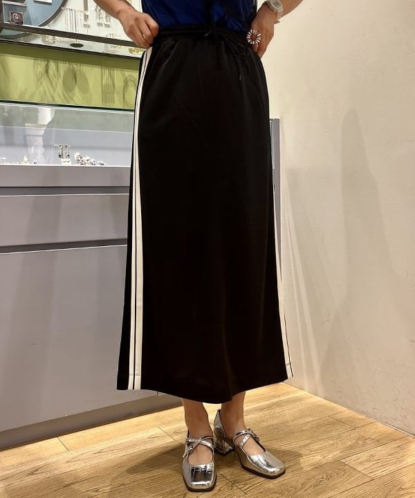 イトウミサキさんの「BEAMS WOMEN｜」を使ったコーディネート