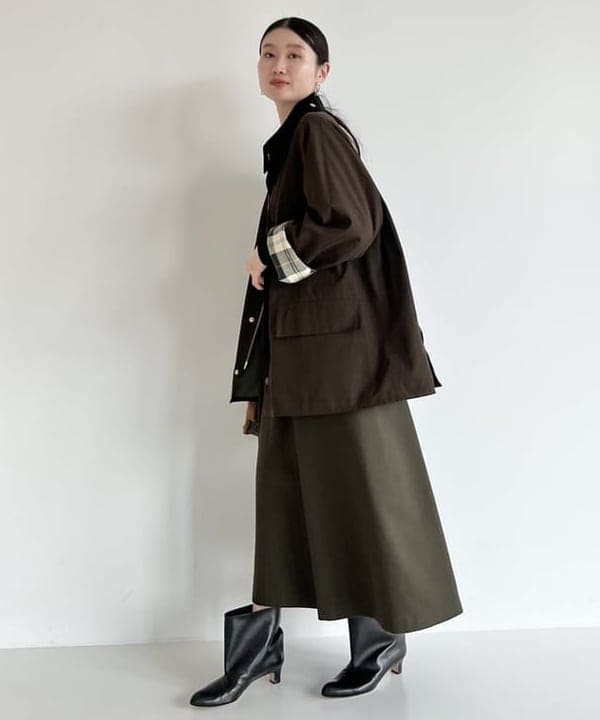 隈元 楓さんの「BEAMS WOMEN｜VIOLAd’ORO × Demi-Luxe BEAMS / 別注 エコムートン ミニショルダーバッグ」を使ったコーディネート