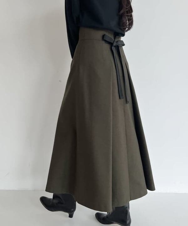 隈元 楓さんの「BEAMS WOMEN｜VIOLAd’ORO × Demi-Luxe BEAMS / 別注 エコムートン ミニショルダーバッグ」を使ったコーディネート