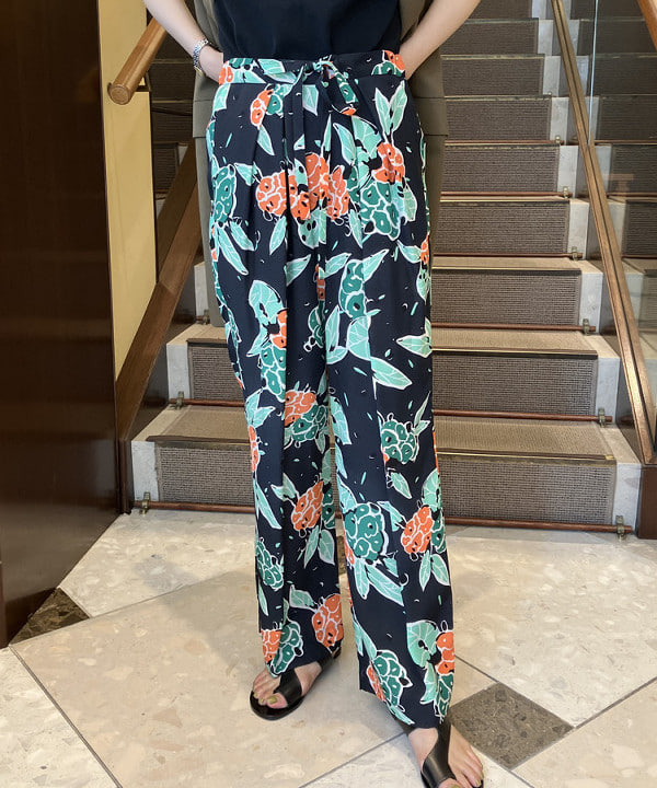 蒲原 捺美さんの「BEAMS WOMEN｜Demi-Luxe BEAMS / テーラード ロングジレ」を使ったコーディネート