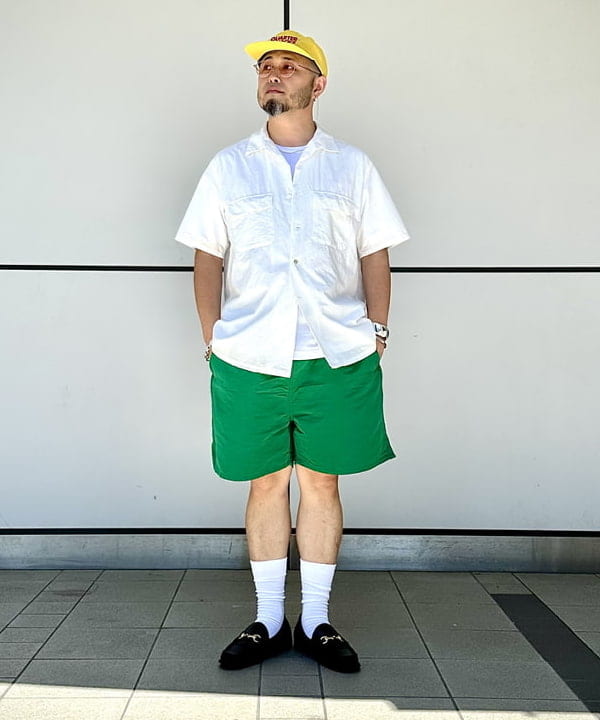 林 義人さんの「BEAMS PLUS / ピマコットン ショートスリーブ オープンカラー シャツ」を使ったコーディネート