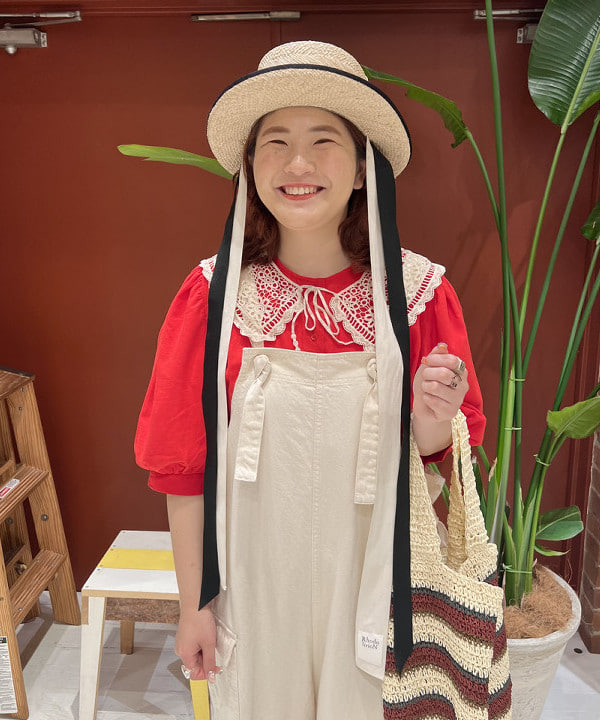 エノモト アミさんの「BEAMS WOMEN｜Ray BEAMS / ペーパー トートバッグ」を使ったコーディネート