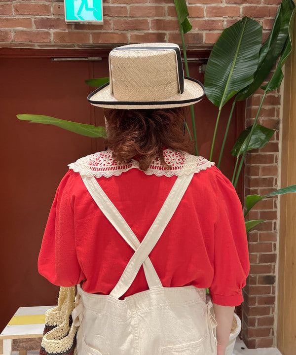 エノモト アミさんの「BEAMS WOMEN｜Ray BEAMS / ペーパー トートバッグ」を使ったコーディネート