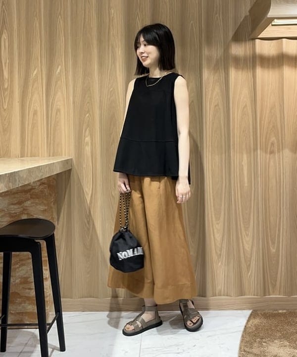 山田 千遥さんの「BEAMS WOMEN｜CAMINANDO / フィッシャーマン サンダル」を使ったコーディネート