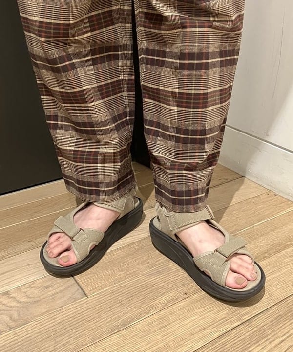 みかみさんの「BEAMS WOMEN｜BEAMS BOY / タイプライター ビッグ リブ プルオーバー シャツ 23SS」を使ったコーディネート