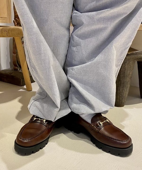 吉野 多恵さんの「BEAMS WOMEN｜BEAMS BOY / ラメ リブ クルー ソックス NEW」を使ったコーディネート