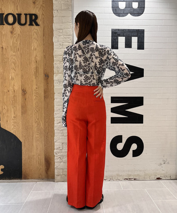 ちりこさんの「BEAMS WOMEN｜GIANNI CHIARINI / CAMILLA レザートートバッグ」を使ったコーディネート