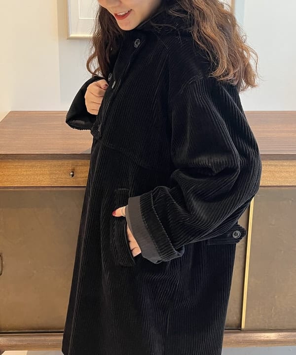 カスタニ モモノさんの「BEAMS WOMEN｜Blundstone / LOW CUT」を使ったコーディネート