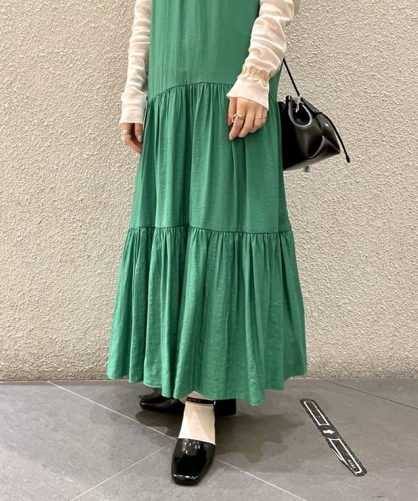 カタヤマ アヤさんの「BEAMS WOMEN｜Ray BEAMS / アンクルストラップ パンプス」を使ったコーディネート