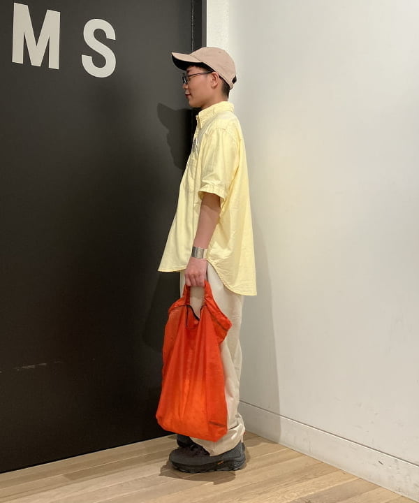 土田 達也さんの「BEAMS WOMEN｜GRANITE GEAR / AIR GROCERY BAG エコバッグ」を使ったコーディネート