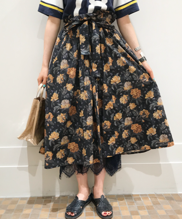 MAYURIさんの「BEAMS WOMEN｜BEAMS BOY / BBロゴ ショップバック」を使ったコーディネート