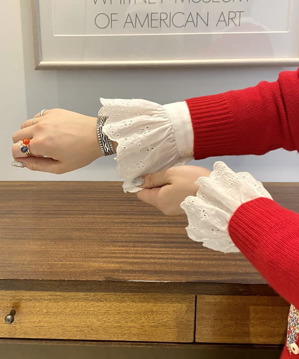 吉野 多恵さんの「BEAMS WOMEN｜BEAMS BOY / ラメ リブ クルー ソックス NEW」を使ったコーディネート