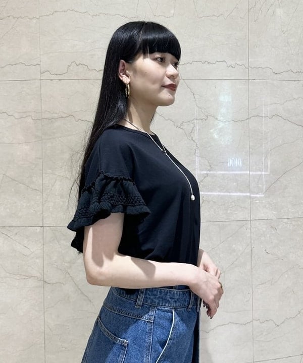 カワライさんの「BEAMS WOMEN｜PHILIPPE AUDIBERT × Demi-Luxe BEAMS / 別注 Jason パール ネックレス」を使ったコーディネート