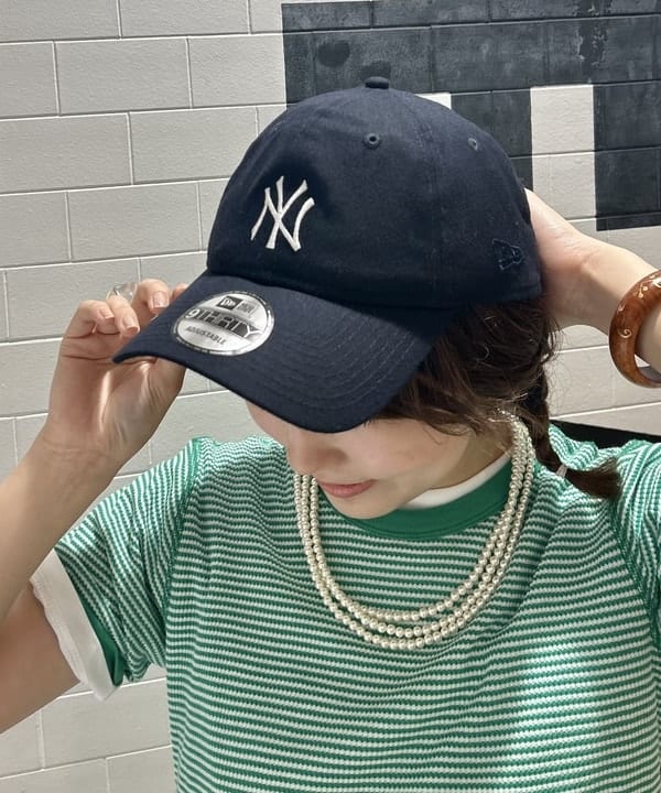 小原 もこさんの「BEAMS WOMEN｜BUZZ RICKSON'S &times; BEAMS BOY / チノパンツ」を使ったコーディネート