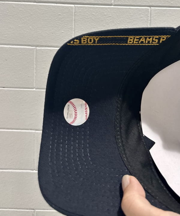 小原 もこさんの「BEAMS WOMEN｜BUZZ RICKSON'S &times; BEAMS BOY / チノパンツ」を使ったコーディネート