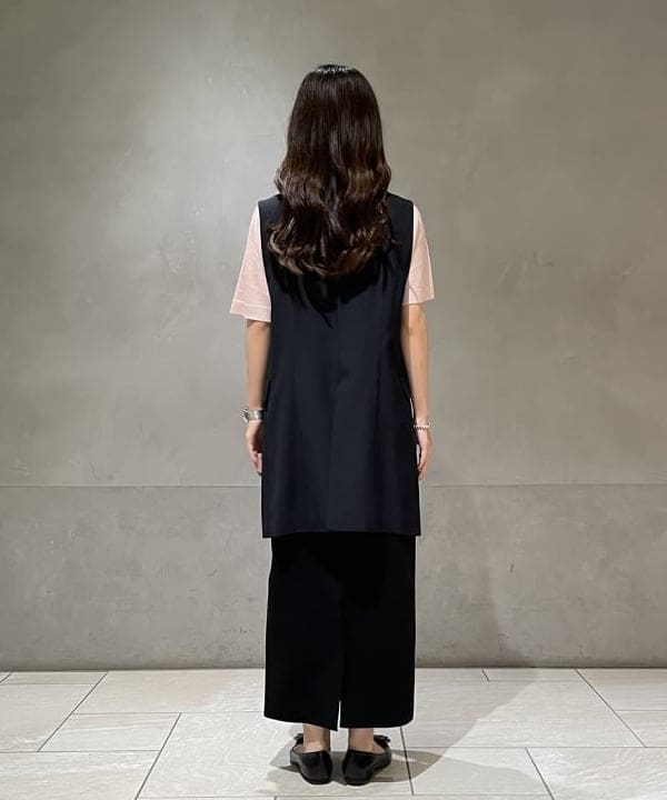 高木 菜央さんの「BEAMS WOMEN｜Demi-Luxe BEAMS / バックル ポインテッドトゥ パンプス」を使ったコーディネート