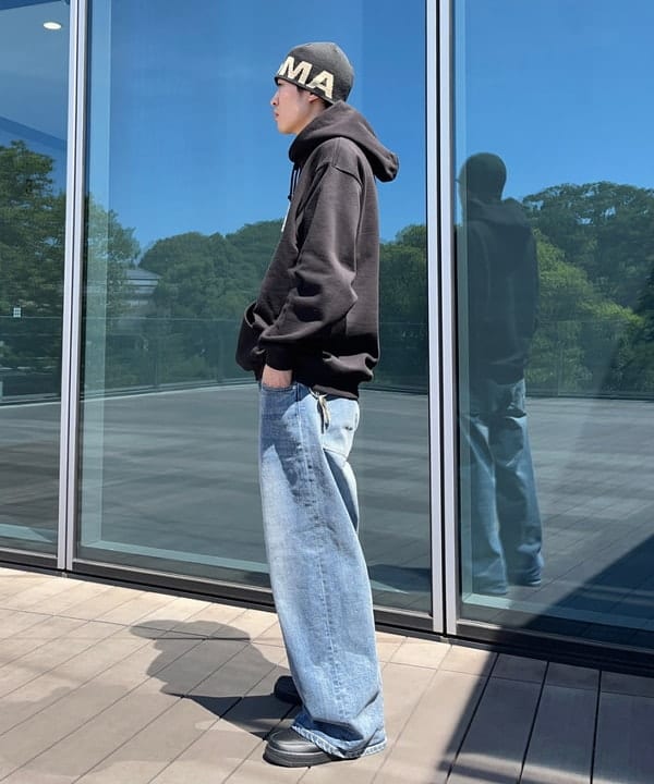 平柳 楓馬さんの「BEAMS WOMEN｜BEAMS ベーシック フーディ」を使ったコーディネート