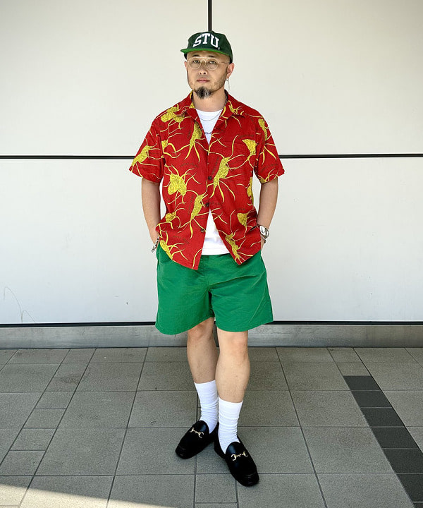 林 義人さんの「DALE HOPE × BEAMS PLUS / 別注 Short Sleeve Aloha Shirt Papale Lau Niu」を使ったコーディネート