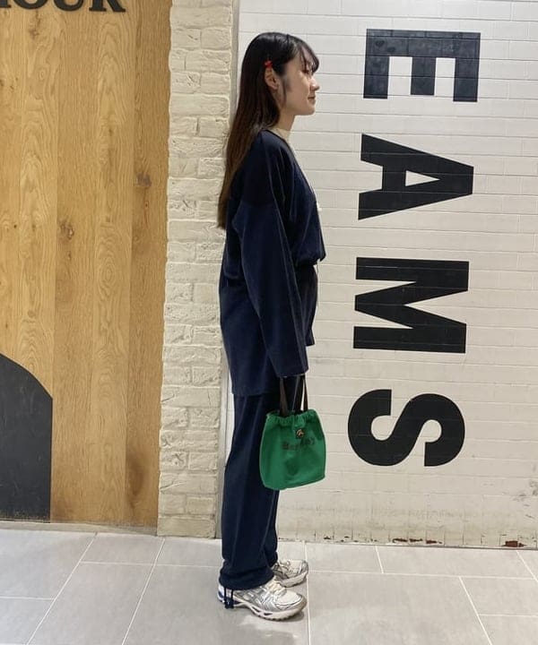 木村 海侑さんの「BEAMS WOMEN｜BEAMS BOY / 樹脂 パール ロング ネックレス」を使ったコーディネート