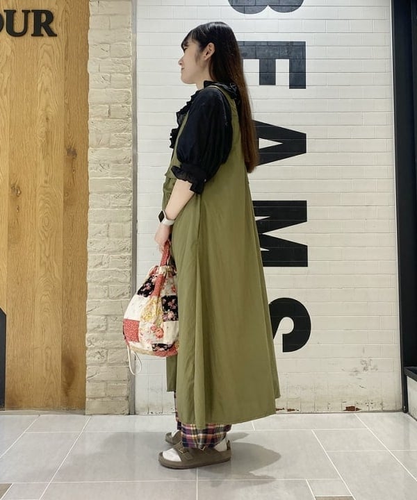 木村 海侑さんの「BEAMS WOMEN｜BEAMS BOY / 樹脂 パール ロング ネックレス」を使ったコーディネート