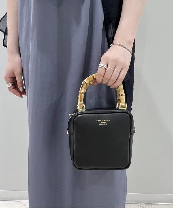 大川 美咲さんの「BEAMS WOMEN｜ucalypt × Demi-Luxe BEAMS / 別注 ミックスボールチェーン ブレスレット」を使ったコーディネート