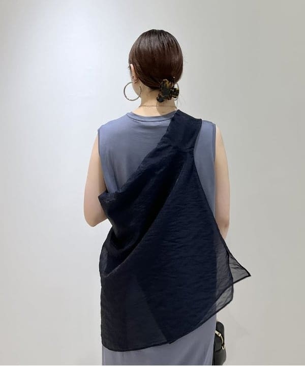 大川 美咲さんの「BEAMS WOMEN｜ucalypt × Demi-Luxe BEAMS / 別注 ミックスボールチェーン ブレスレット」を使ったコーディネート