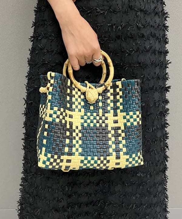 カワグチ シオリさんの「BEAMS WOMEN｜」を使ったコーディネート