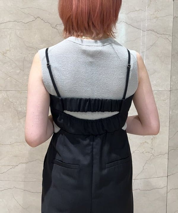 篠崎 香月さんの「BEAMS WOMEN｜PAPYRUS / Candy Wrapper ハンドバッグ スモール」を使ったコーディネート