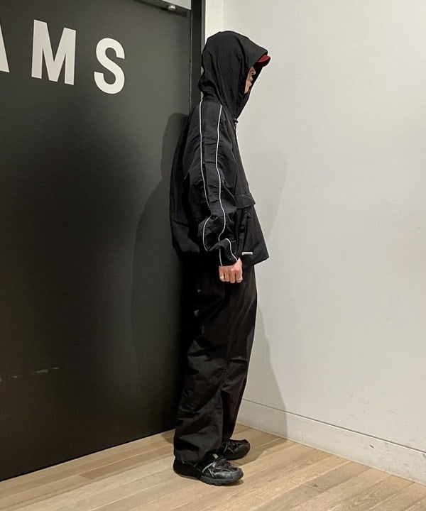 西村 光平さんの「BEAMS WOMEN｜BEAMS / コットン ナイロン オーバーパンツ」を使ったコーディネート