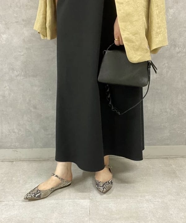 RIEKOさんの「BEAMS WOMEN｜GIANNI CHIARINI / ALIFA レザーショルダーバッグ S」を使ったコーディネート
