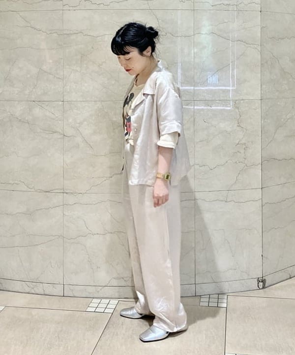 乙藤 侑里さんの「BEAMS WOMEN｜Ray BEAMS / アンクルストラップ パンプス」を使ったコーディネート