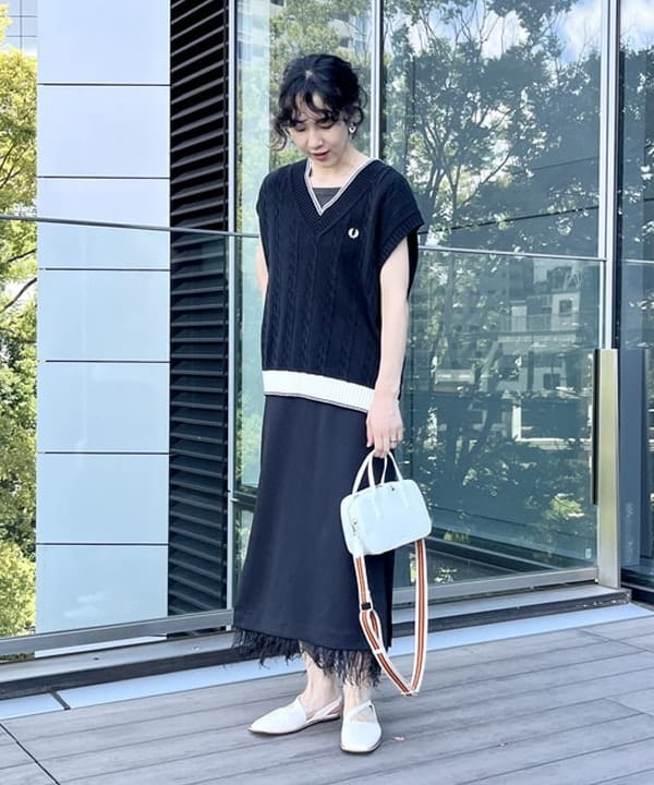 kigoさんの「BEAMS WOMEN｜BEAURE × Ray BEAMS / 別注 スクエア テープ バッグ」を使ったコーディネート